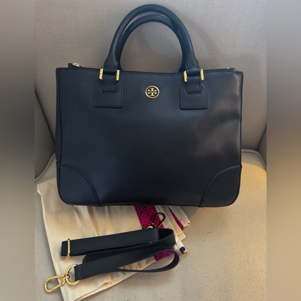 SOLD‼️Tory Burch pebbled double zip multi black leather tote